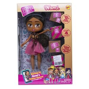 Boxy Girls Nomi Doll Unbox 12+ Fashion Surprises 4 Packages Age 6+‎